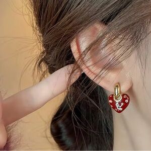 Fashion Rhinestone Red love Heart Earring Gold Plated Small Enamel Heart Earring